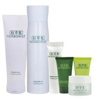 佰草集润颜保湿5件套(润颜滋养洁面乳120ml+润颜滋养菁华水200ml+玉润保湿菁华霜15g+润颜滋养眼部啫喱3g+清