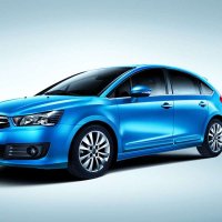 新世嘉两厢 乐享型 1.6L自动档(内部)