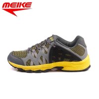 美克新款轻便户外男跑步鞋春季正品跑鞋休闲时尚运动鞋C833187
