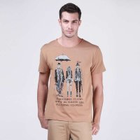 咖飞WU41B044男立体线刻人物短袖T咖啡