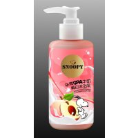 SNOOPY乐享SPA蜜桃牛奶嫩肤沐浴乳