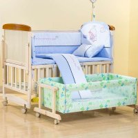 [苏宁自营]三乐婴儿床实木无漆摇床BB宝宝床游戏摇篮床多功能可变书桌带蚊帐 粉兔刺绣 103*61