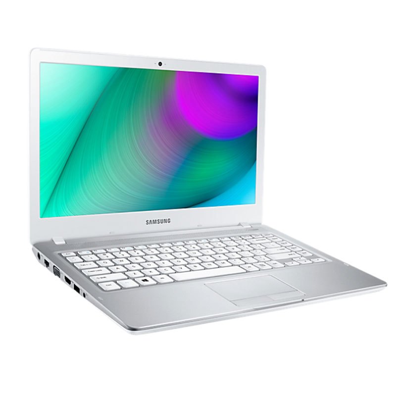 三星(SAMSUNG)NP500R4K-X03CN 14英寸笔记本电脑(i5-5200U 4G 500G白)