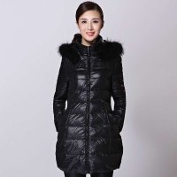 红豆 女款连帽长袖中长款羽绒服R095