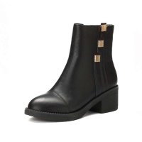 名典秋冬新款中跟短靴M58084701