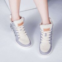 宝人(Boree)  专柜同步女款酒红铆钉时尚内增高鞋BRW80820浅灰