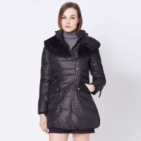 ANNA COSMO女式优雅大兔毛领羽绒服黑色ISA21331