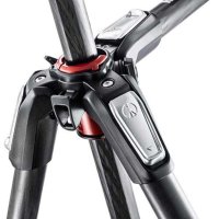 曼富图(MANFROTTO) MT055CXPRO3 专业三节碳纤维三脚架 相机三脚架