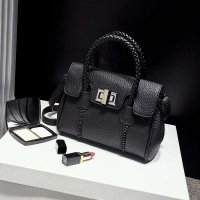 bubule 新款荔枝纹铂金手提包0345