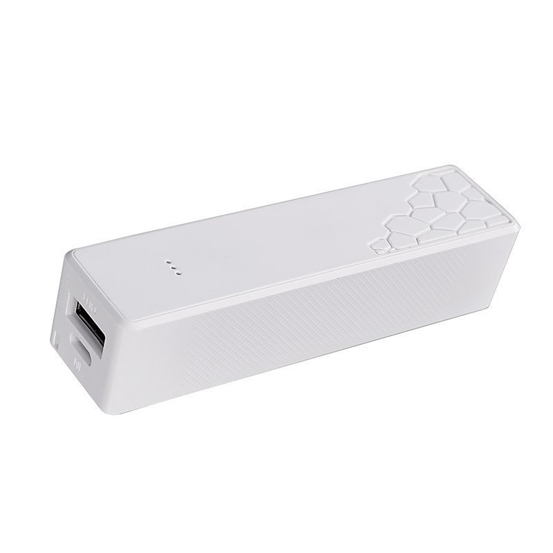 倍斯特2600mAh 智能移动电源 便轻小巧 单USB输出 充电宝 带电量显示