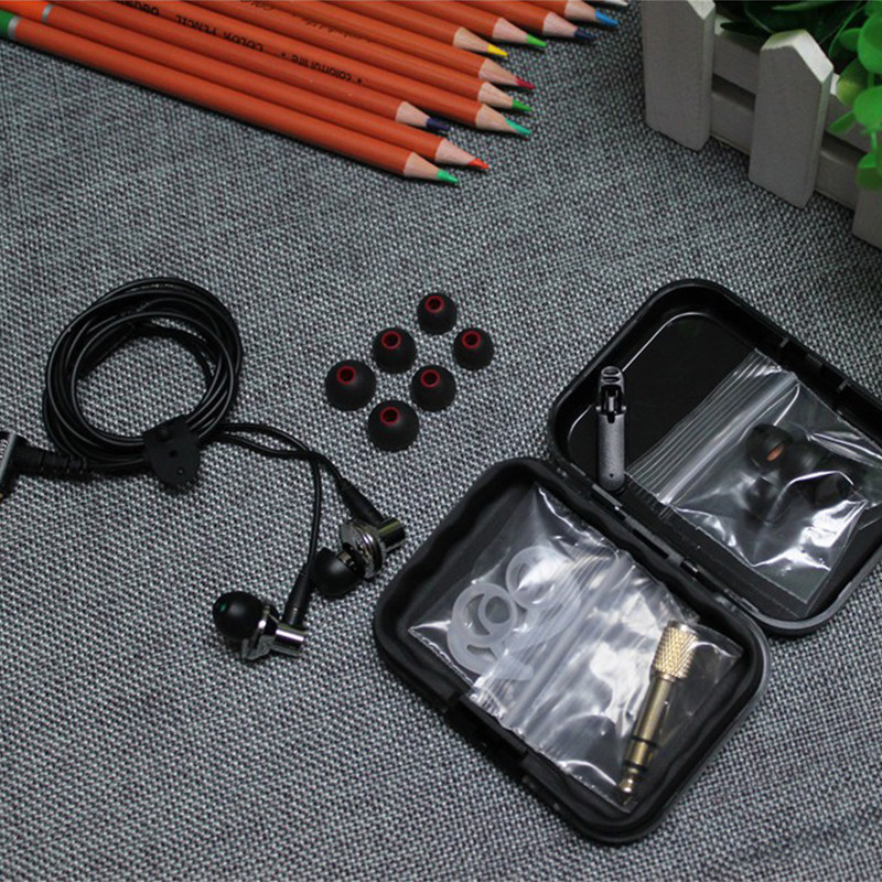 Dunu/达音科TITAN5入耳式纳米钛晶单元音乐换线三频HIFI耳机高清大图