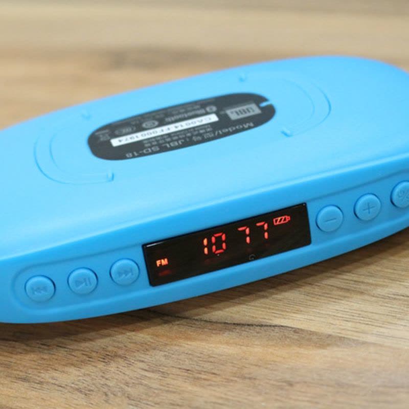 JBL SD-18蓝 无线便携式蓝牙音箱插卡音响 户外便携式MP3播放器扬声器迷你低音炮 FM收音机 免提通话 有屏图片