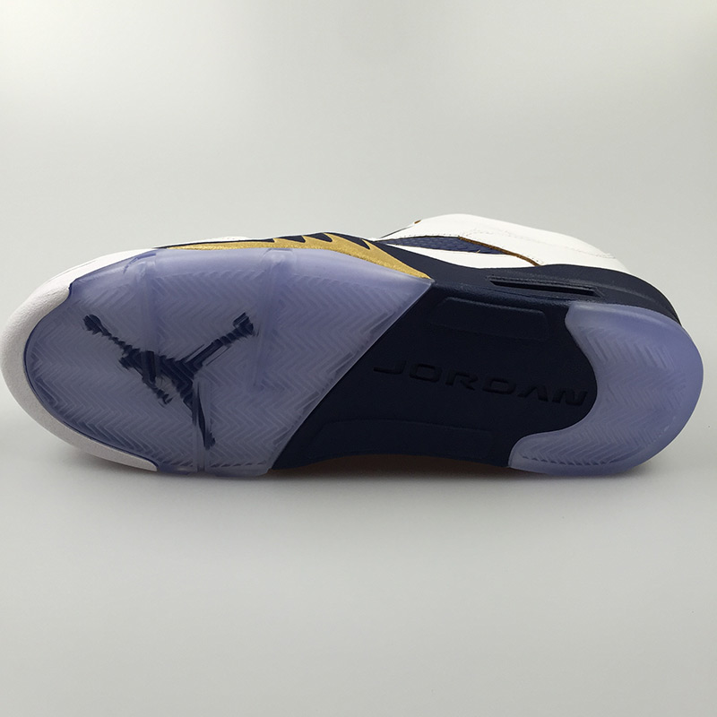 819171-135 AIR JORDAN 5 RETRO LOW 乔5男子篮球鞋