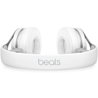 Beats EP 头戴式耳机 含线控麦克风 白色