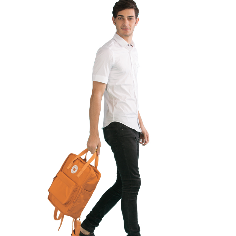 宝宝爱妈咪包K11高清大图