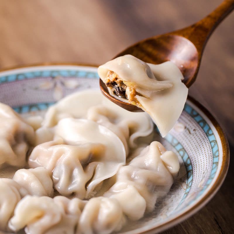 [苏鲜生]湾仔码头白菜木耳猪肉水饺720g图片