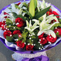 [挚爱之心]19枝红玫瑰百合花束 鲜花配送 帮客服务