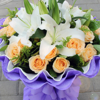 [相思の痕迹]16枝香槟玫瑰百合花束 鲜花配送 帮客服务