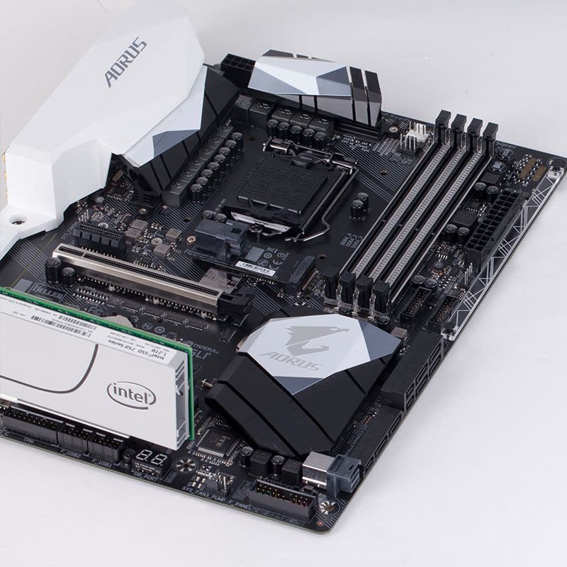 技嘉(GIGABYTE) Z270X-Gaming K7 台式机电竞游戏主板 (INTEL平台/LGA 1151)图片