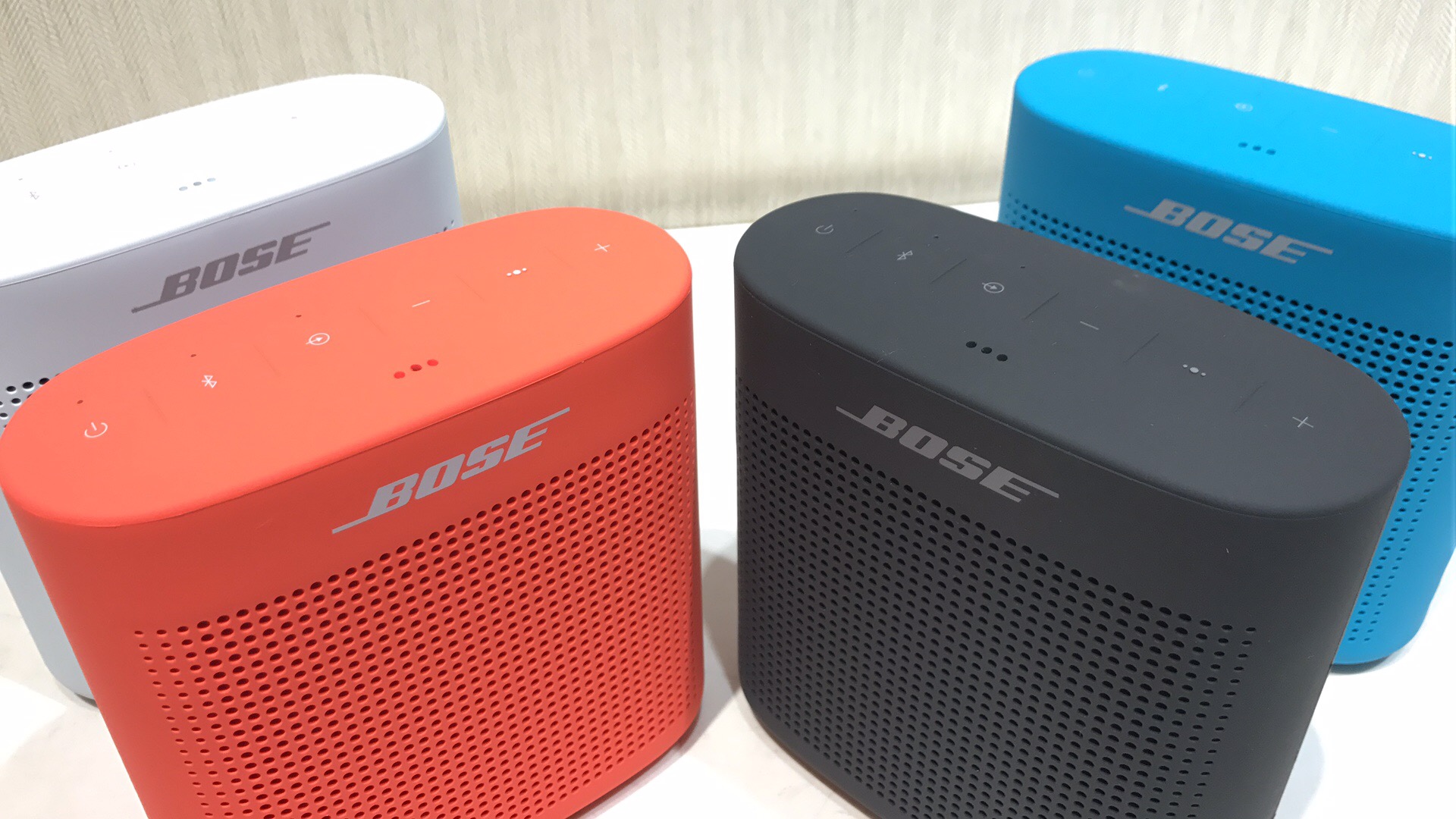 Bose® SoundLink® Color 蓝牙扬声器 II – 珊瑚红