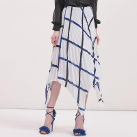 不规则裙摆格子百褶裙