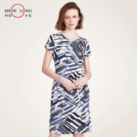【2017年新品】通勤圆领褶皱舒适连衣裙DSU2L62