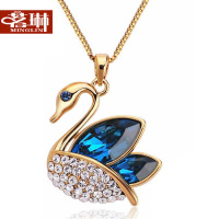 采用施华洛世奇元素水晶项链女短款锁骨时尚配饰品韩国韩版