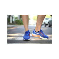 NIKE/耐克 女鞋 Zoom运动鞋气垫减震透气跑步鞋 806584-401-402-408