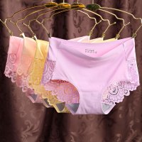 初愫性感蕾丝无痕女士三角内裤3条装
