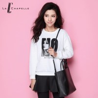 拉夏贝尔2017冬新款人物印花圆领套头长袖卫衣打底衫女10008723