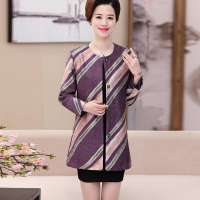 猫人(MiiOW)妈妈装秋装斜条纹大码风衣外套40-49岁中年女单排扣 风衣款