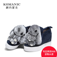 柯玛妮克 2017冬季新款兔毛公仔饰牛猄女鞋子 圆头厚底内增高女靴_TGT56