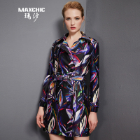 时尚撞色修身风衣外套MA21630717