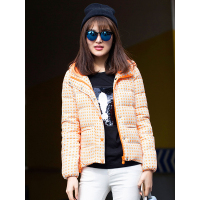 冬装休闲连帽方格印花短款羽绒服