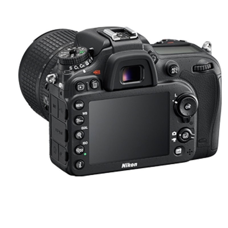 尼康(Nikon) 闪迪32G高速卡 包 保护镜 三脚架 清洁套装 金刚膜 D7200+18-140(套)