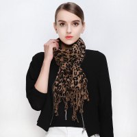 羚羊早安秋冬保暖豹纹女士羊毛围巾披肩