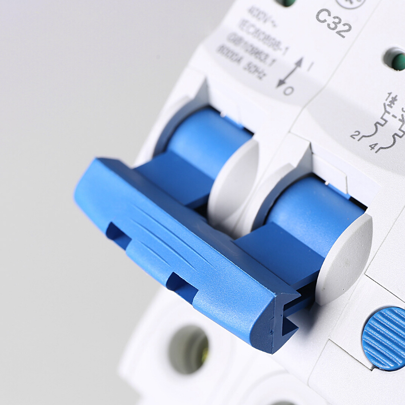 正泰CHNT 空气开关 家用断路器 漏电保护开关 漏电保护器 NBE7LE 2P 32A