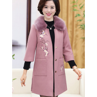 猫人(MiiOW)妈妈装秋冬新款毛呢外套40-49岁大码中长款呢子大衣绣花带毛领5901