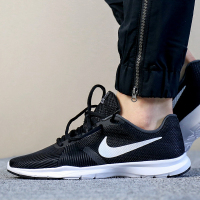 881863-001 耐克(NIKE)女跑步鞋