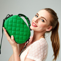 新款欧美真皮女包菱格牛皮包包单肩包包箱包