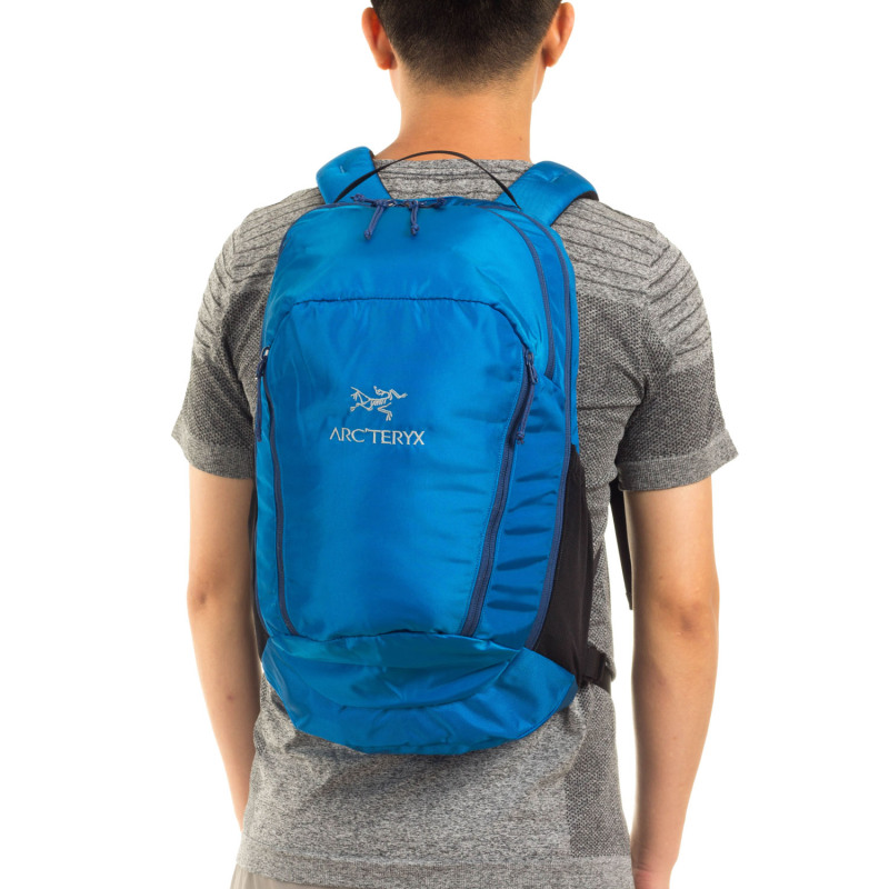 ARCTERYX/始祖鸟 都市生活休闲日用轻便双肩背包26L
