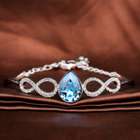 Swarovski施华洛世奇 浪漫玫瑰金色星月水晶手镯5429729