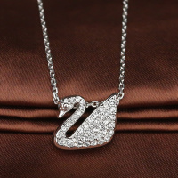 Swarovski施华洛世奇银色水晶天鹅项链吊坠女士1802295