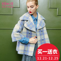 呢大衣冬装欧美风翻领复古七分袖格纹斗篷型双排扣毛呢外套女短款