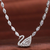 Swarovski施华洛世奇 奢华版银色天鹅水晶项链5240581