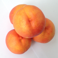 黄油桃 750g/份(傲绿)