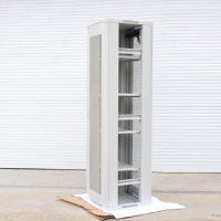 新标准机柜19英寸