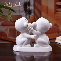 东方泥土陶瓷摆件创意可爱小猴子送女朋友闺蜜结婚礼物/相亲相爱