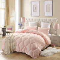 LOVO 家纺被子 精致绗缝公益 优质纤维填充 白色粉色两色可选 床上用品被子被芯单人双人可用 冬被 轻柔蓬蓬冬被