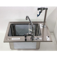 品克小水池带龙头